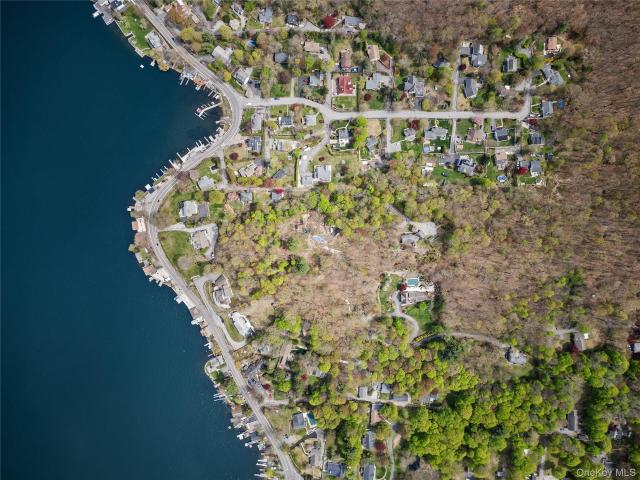Land for sale in Baldwin Place, New York