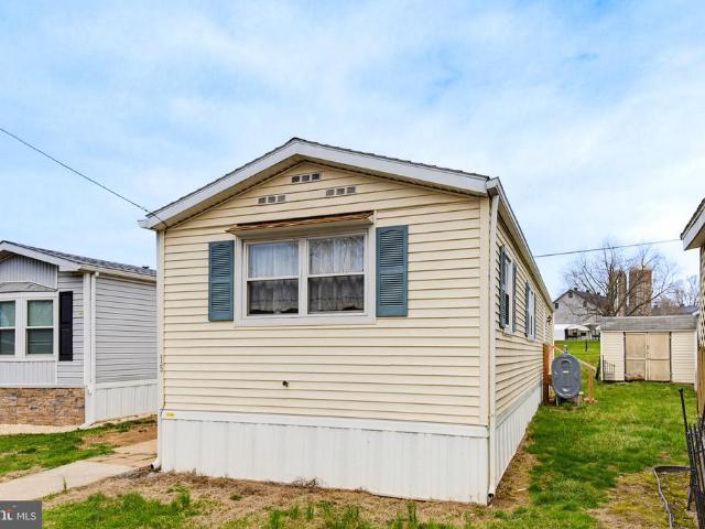 House for sale in Leola, Pennsylvania