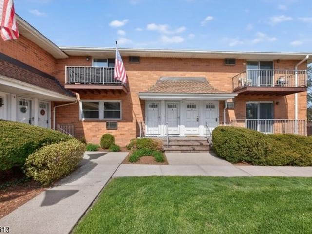 Condo for sale in Midland Park, New Jersey