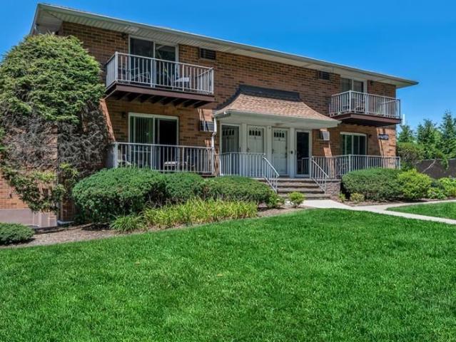 Condo for rent in Midland Park, New Jersey