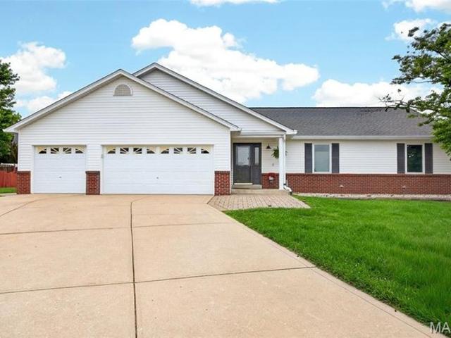 House for sale in Saint Peters, Missouri