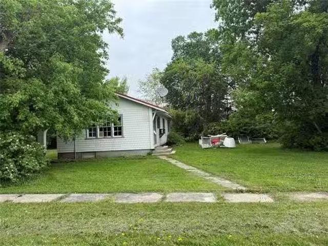 House for sale in Manitoba