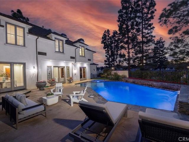 House for sale in Corona Del Mar, California