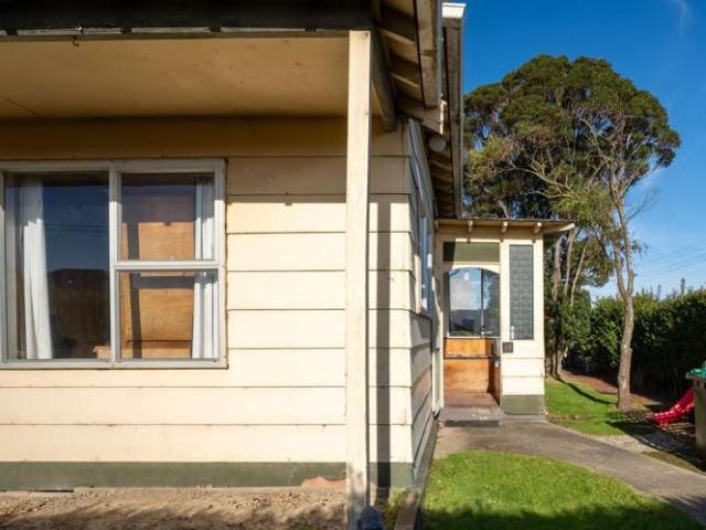 House for sale in Otakou