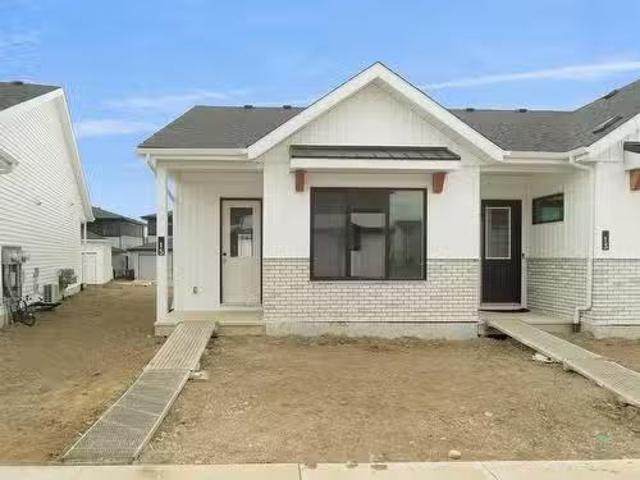 House for sale in Lamoureux, Alberta