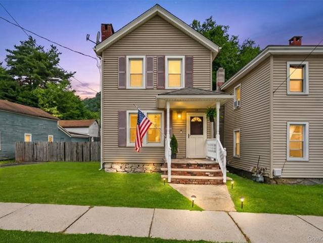 House for sale in Cuddebackville, New York