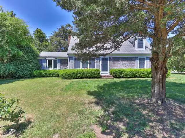 House for sale in Barnstable