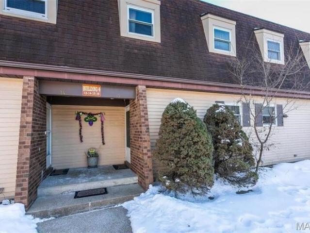 Townhouse for sale in Edwardsville