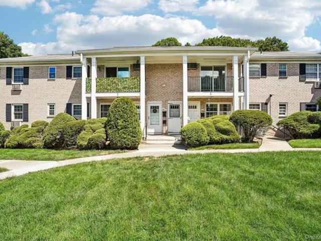 Condo for sale in Rockland, New York