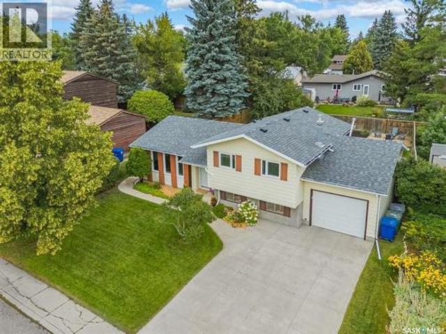 House for sale in Saskatoon, Saskatchewan