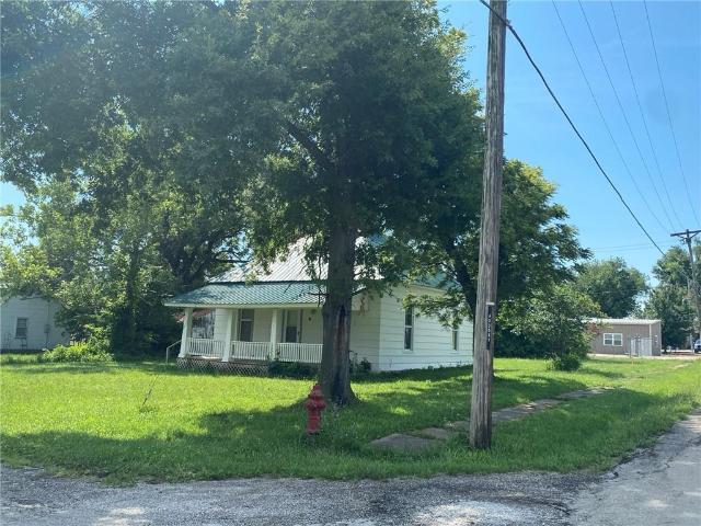 House for sale in Bates, Missouri