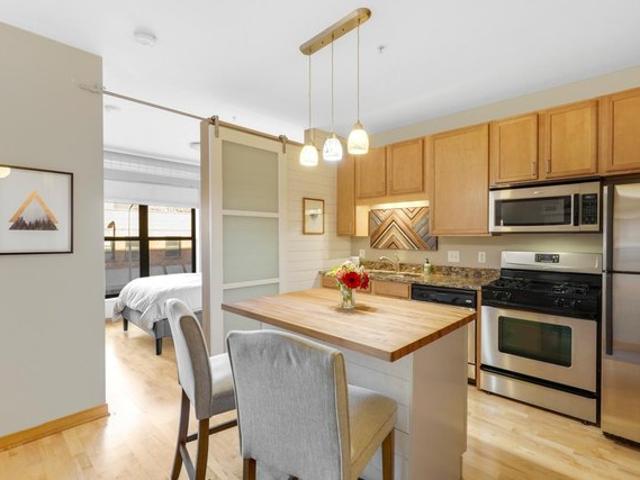 Condo for sale in Hennepin, Minnesota