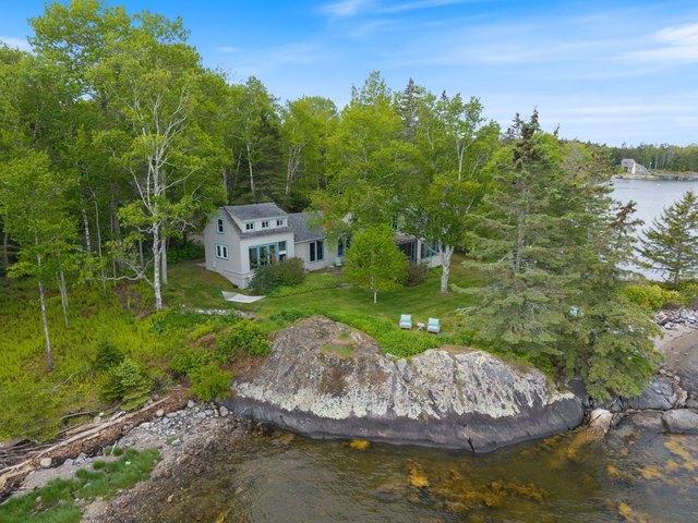 House for sale in Saint George, Maine