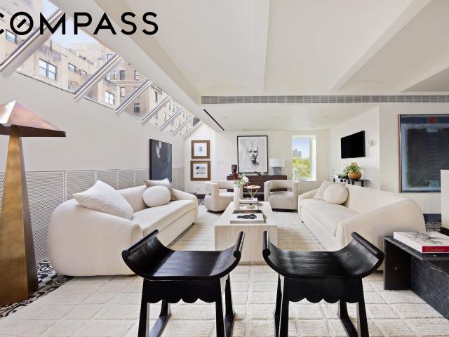 Condo for sale in Manhattan Community Board 8, New York