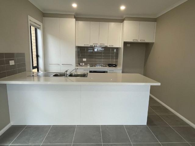 House for rent in Beveridge, Victoria