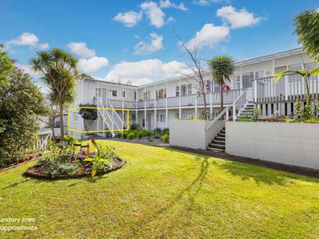 Apartment for sale in Auckland, Oroua County