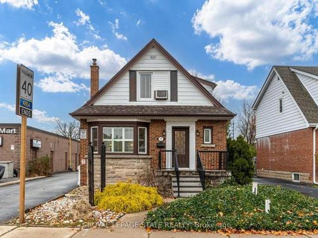 Commercial for rent in Hamilton