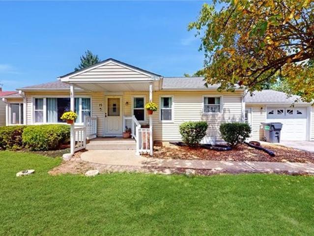 House for sale in Belleville, Saint Clair County