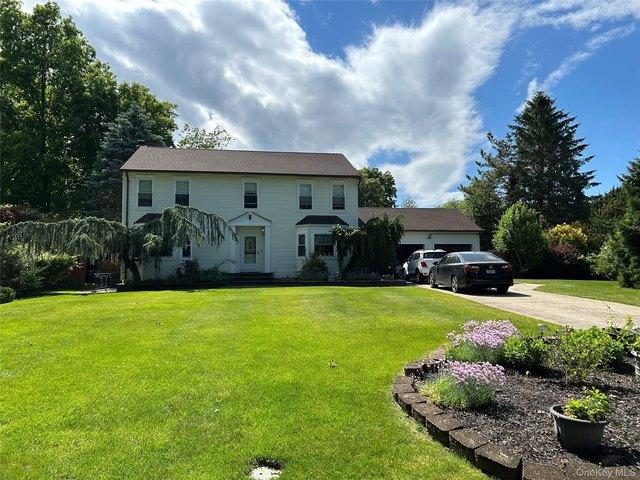 House for sale in Huntington, New York