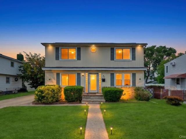 House for sale in Hicksville, Nassau County