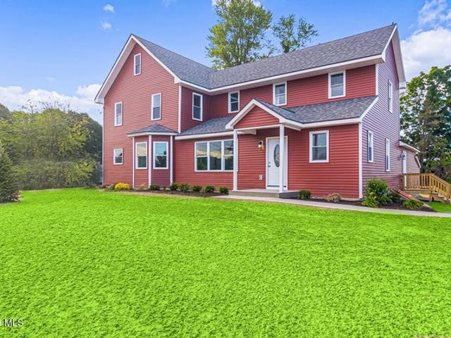 House for sale in Saratoga, New York