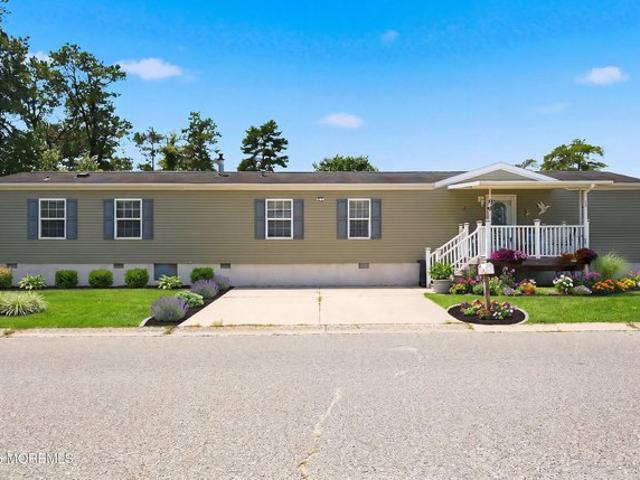 House for sale in Whiting, New Jersey