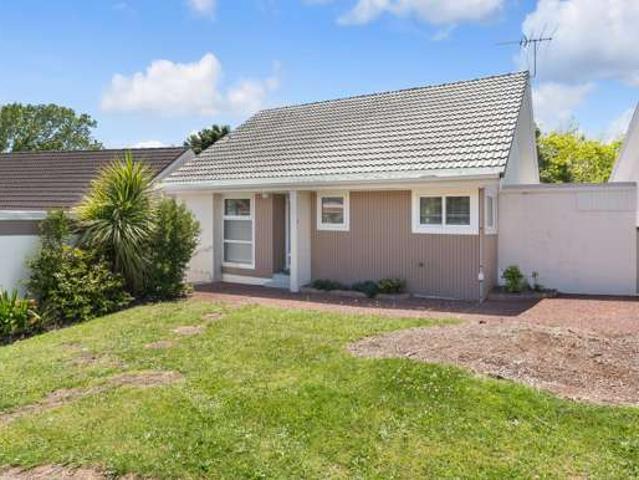 Townhouse for sale in Howick, Oroua County
