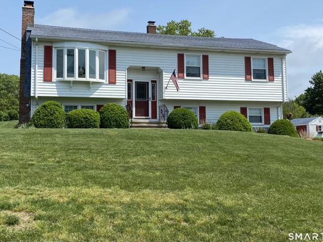 House for sale in North Haven, Connecticut