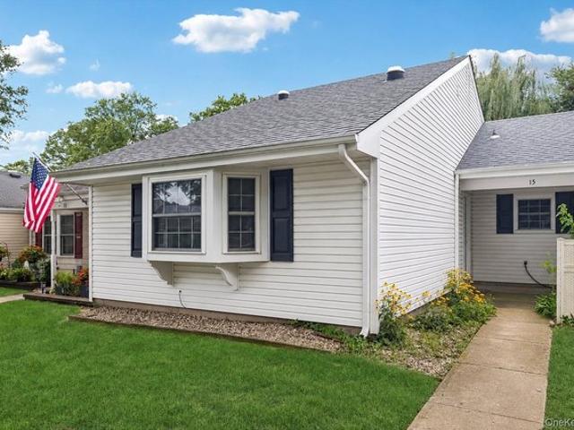 Condo for sale in Coram, Town of Brookhaven