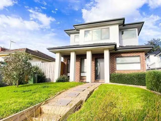 House for rent in Burwood