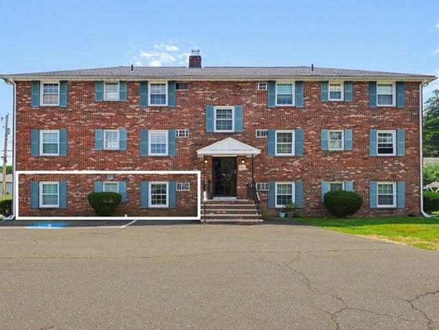 Condo for sale in Dracut, Massachusetts