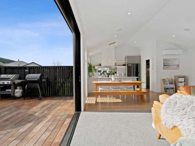 House for sale in Otakou