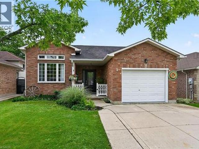 House for sale in Caledonia, Ontario