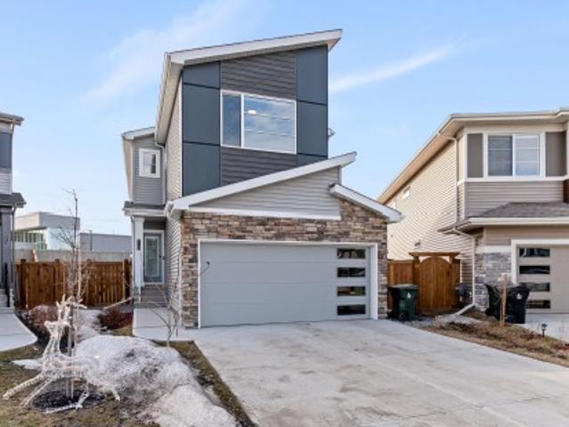 House for sale in Spruce Grove, Alberta