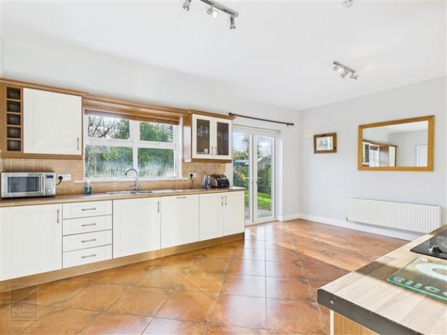 Detached House for sale in Loch Garman, North Tipperary