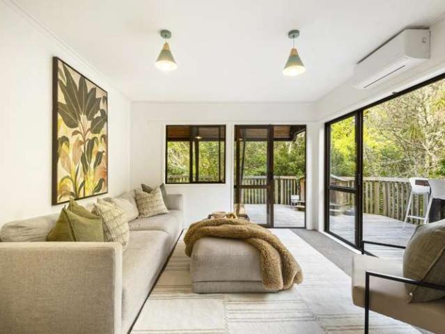 House for sale in Wairau Valley