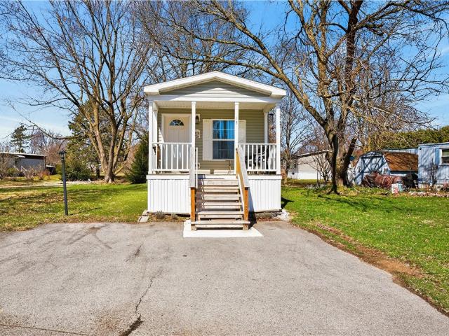 House for sale in Farmington, New York