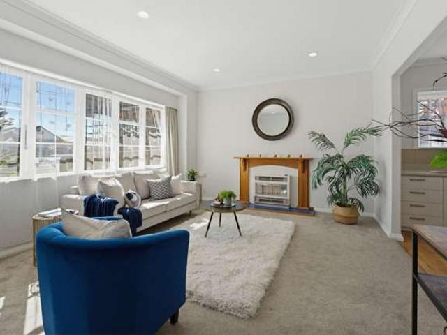 House for sale in Days Bay, Wellington