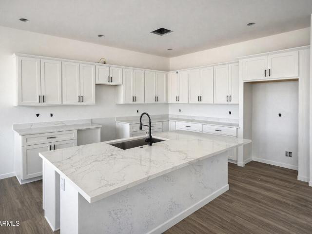 House for sale in Arizona