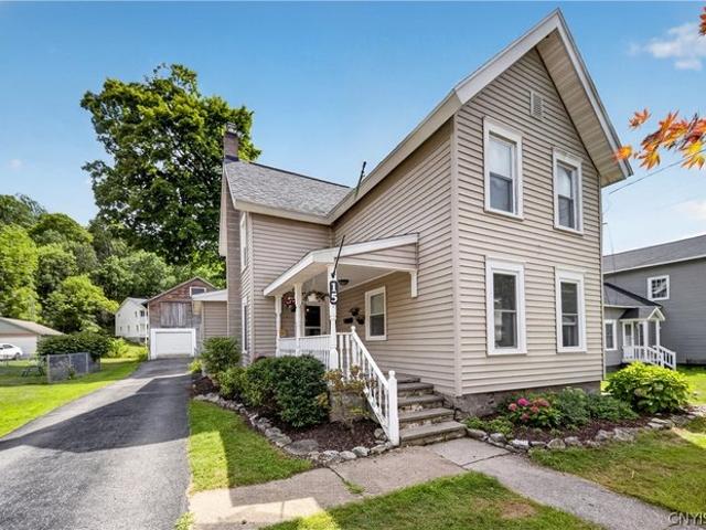 House for sale in Camillus, New York