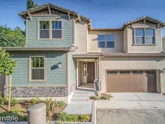 House for rent in Pomona