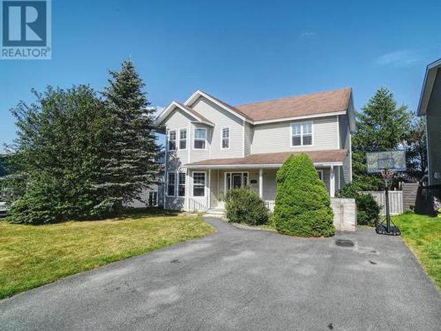 House for sale in Mount Pearl, Newfoundland And Labrador