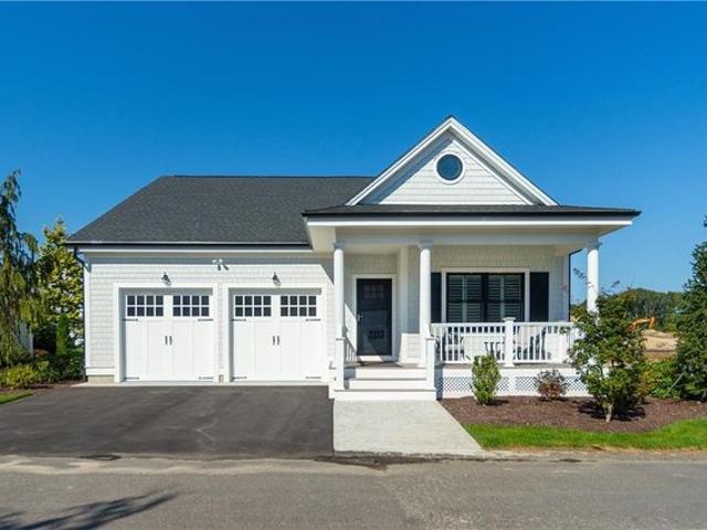 Townhouse for sale in Coventry, Rhode Island