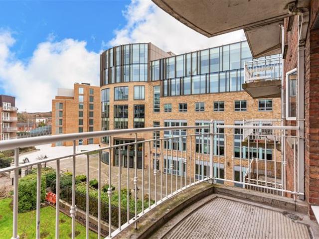 Apartment for sale in Bluebell, North Tipperary