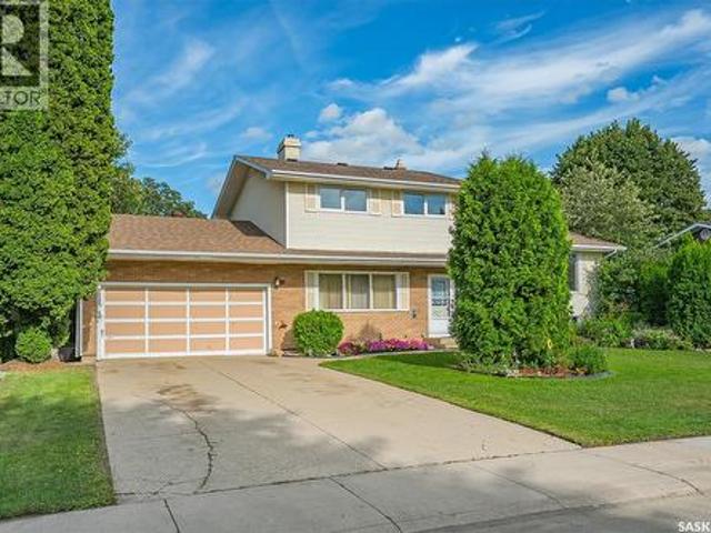 House for sale in College Park, Saskatoon