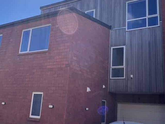 House for rent in Owhata, Oroua County