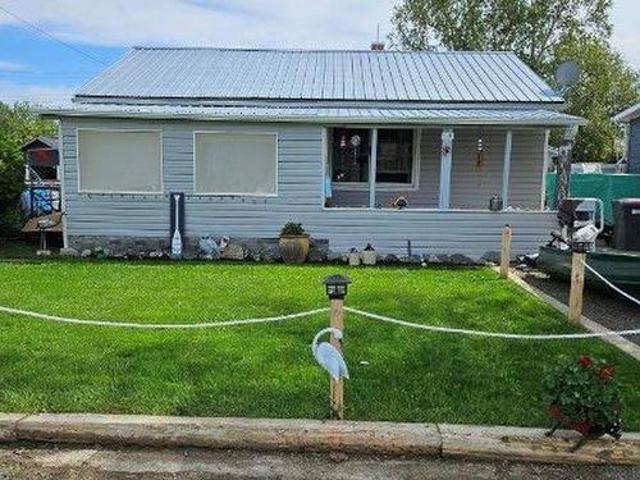 House for sale in Manitouwadge, Ontario