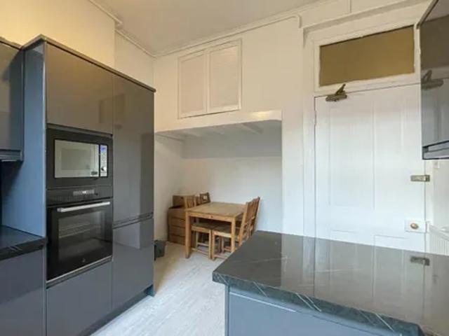 Apartment for rent in Dowanhill, Scotland