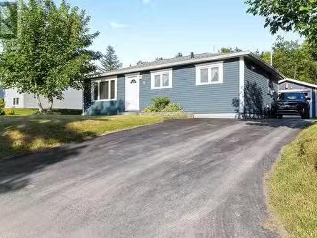 House for sale in Foxtrap, Newfoundland And Labrador