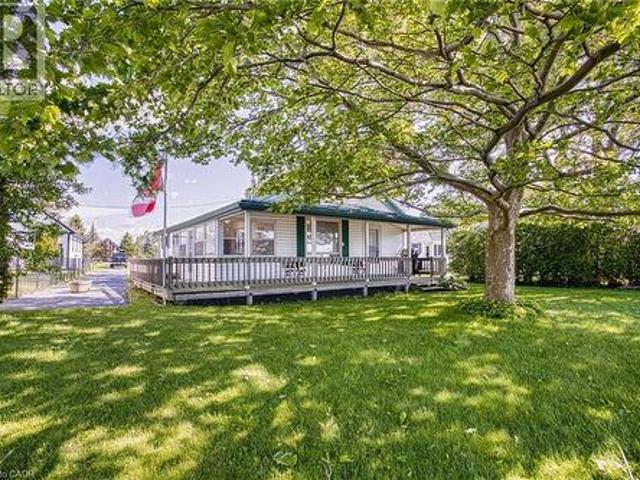 House for sale in Ontario